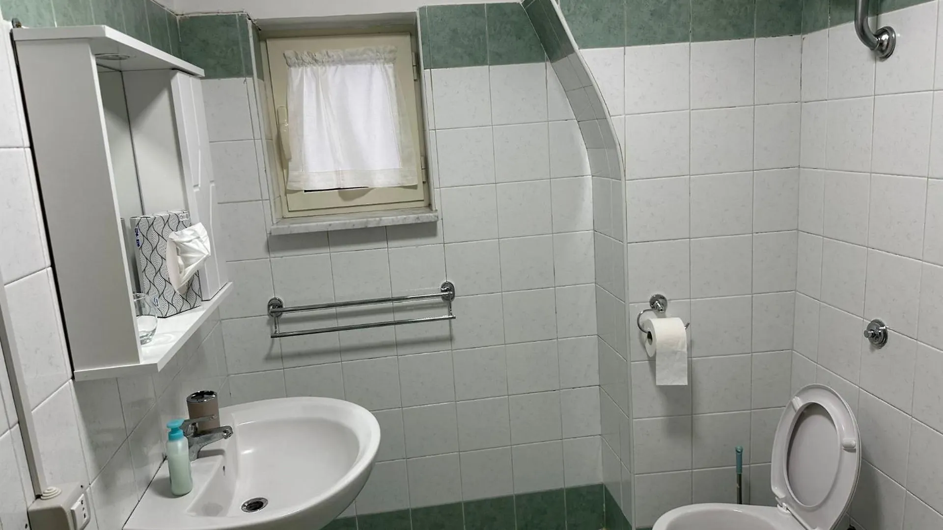 Casa Vacanze Francesca Pollena Trocchia Holiday home